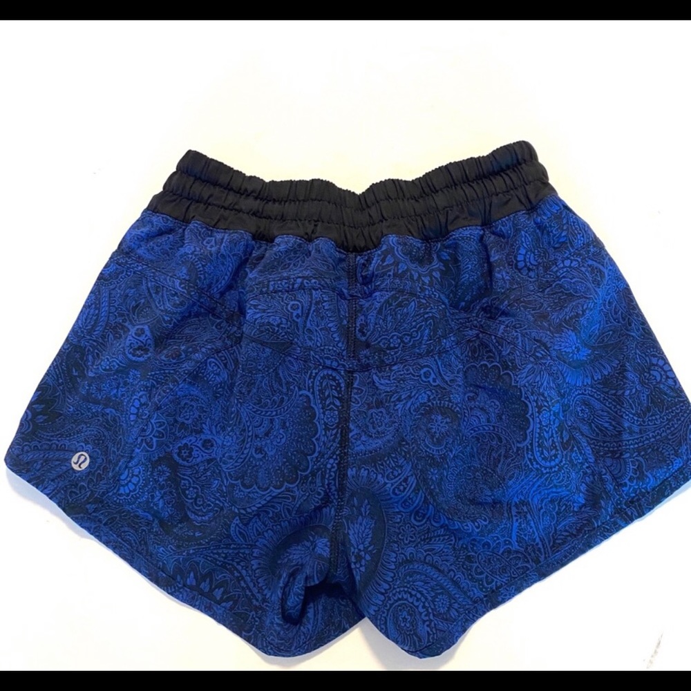EUC RARE Lululemon Hotty Hot Shorts